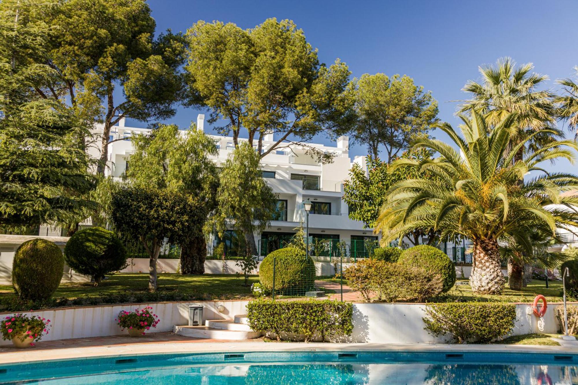 Ferienwohnung Penthouse On The Golden Mile Marbella Exterior foto
