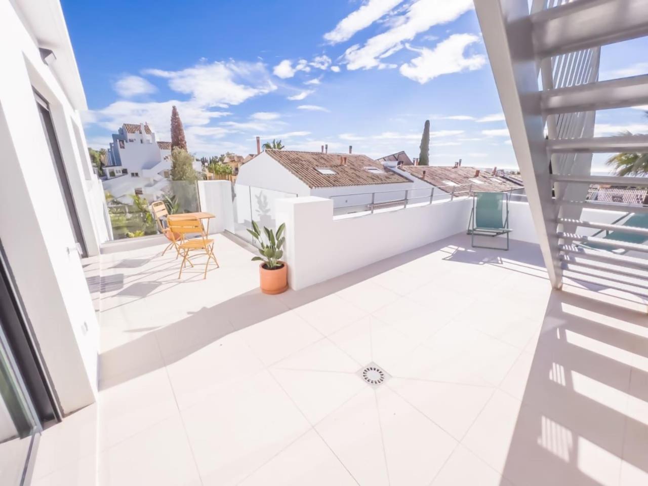 Ferienwohnung Penthouse On The Golden Mile Marbella Exterior foto