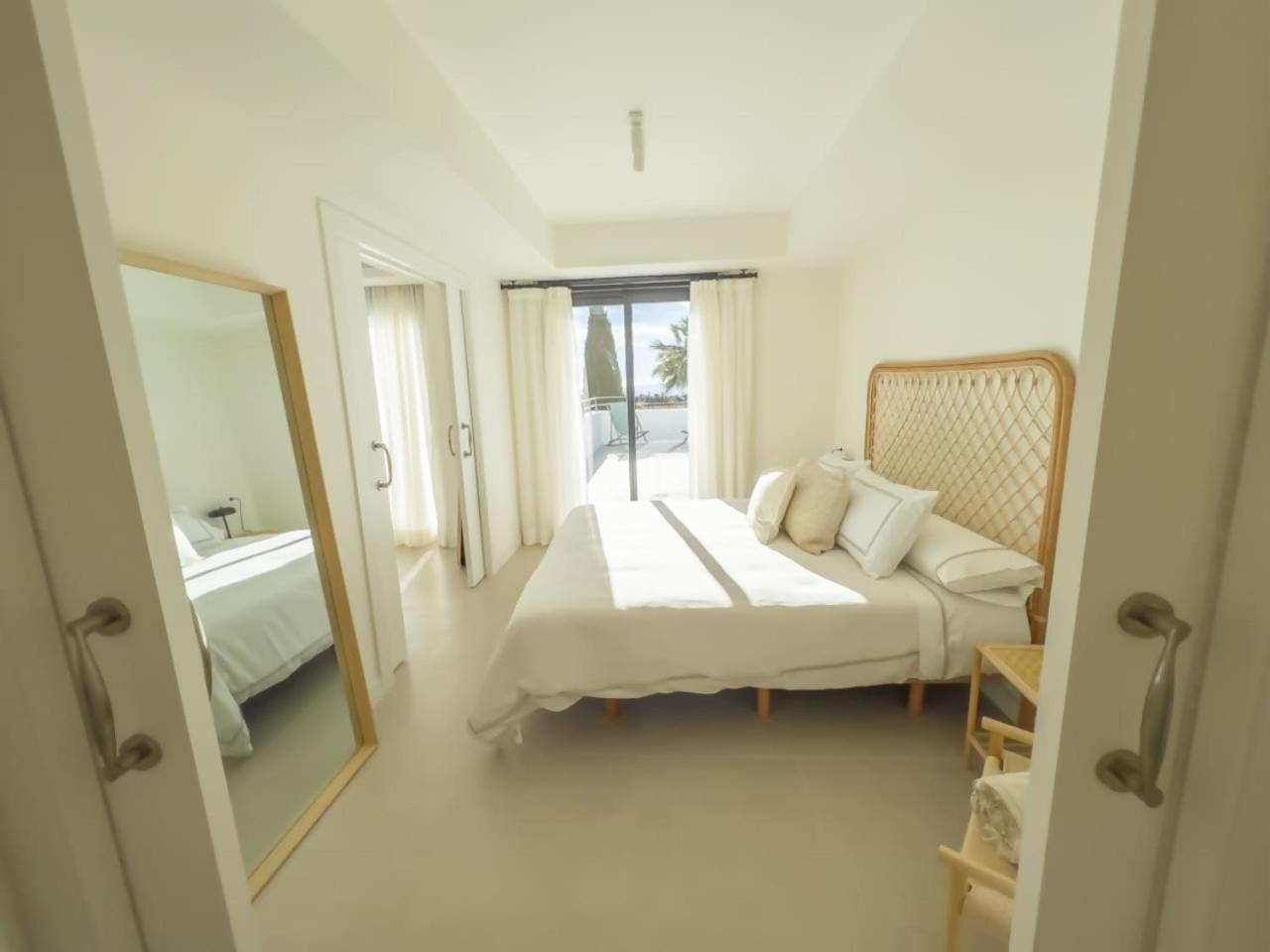 Ferienwohnung Penthouse On The Golden Mile Marbella Exterior foto